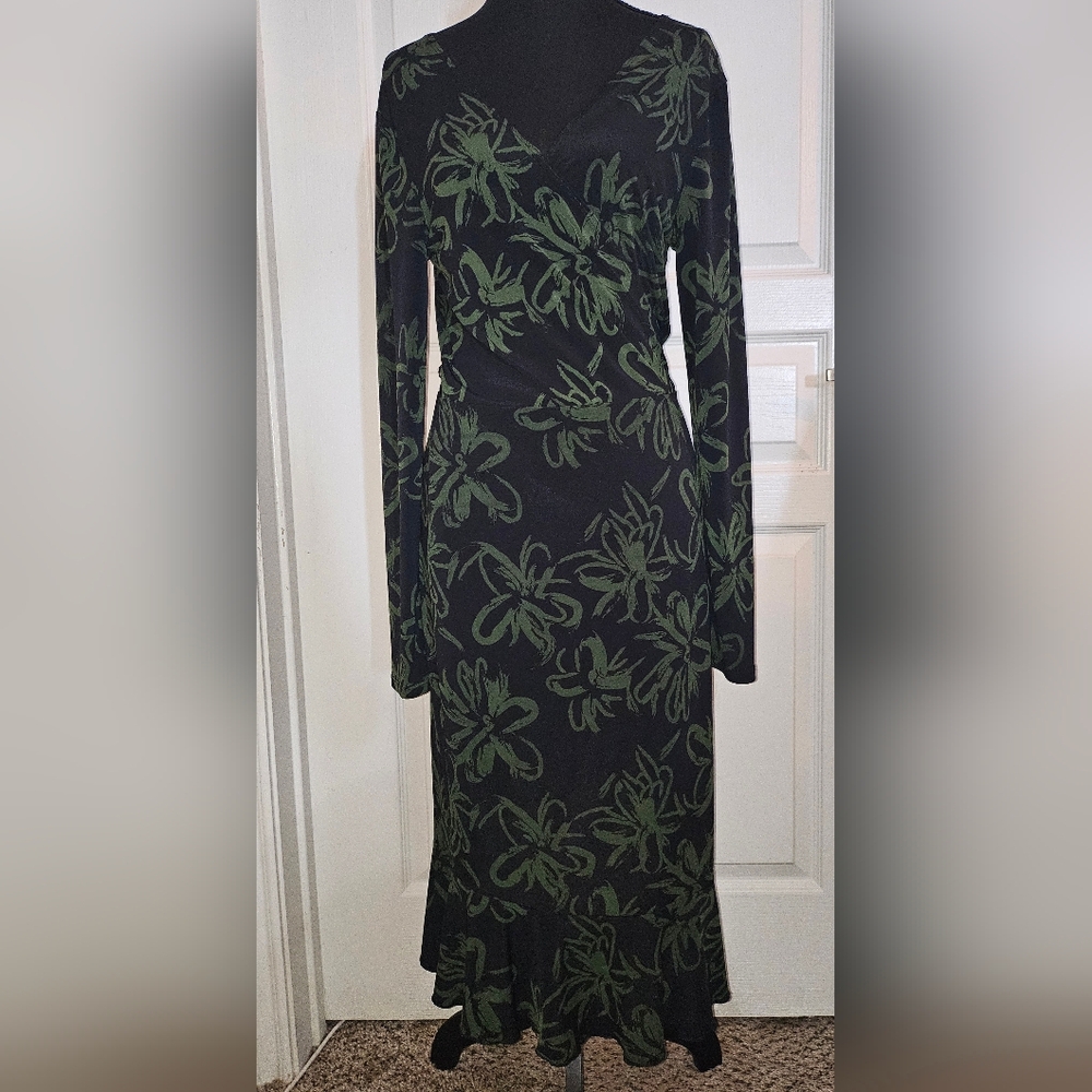 Max & Cleo Black and Green Long Sleeve Wrap Dress